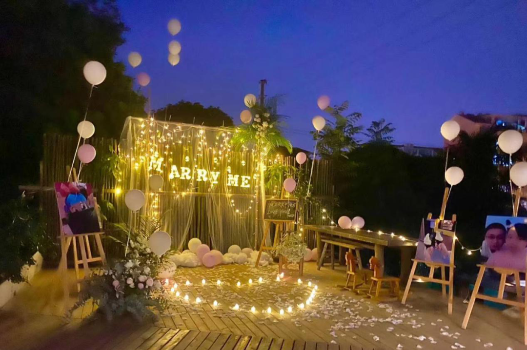 博思花藝婚慶教育，婚慶培訓(xùn)，花藝培訓(xùn)，插花培訓(xùn)，花藝師培訓(xùn)，主持人培訓(xùn)，商務(wù)主持人培訓(xùn)，花店運(yùn)營(yíng)培訓(xùn)，花店全系統(tǒng)營(yíng)銷，小白開(kāi)花店，小白學(xué)主持，金璽棠婚慶酒店，金璽棠總部，鄭州金麻雀教育科技有限公司