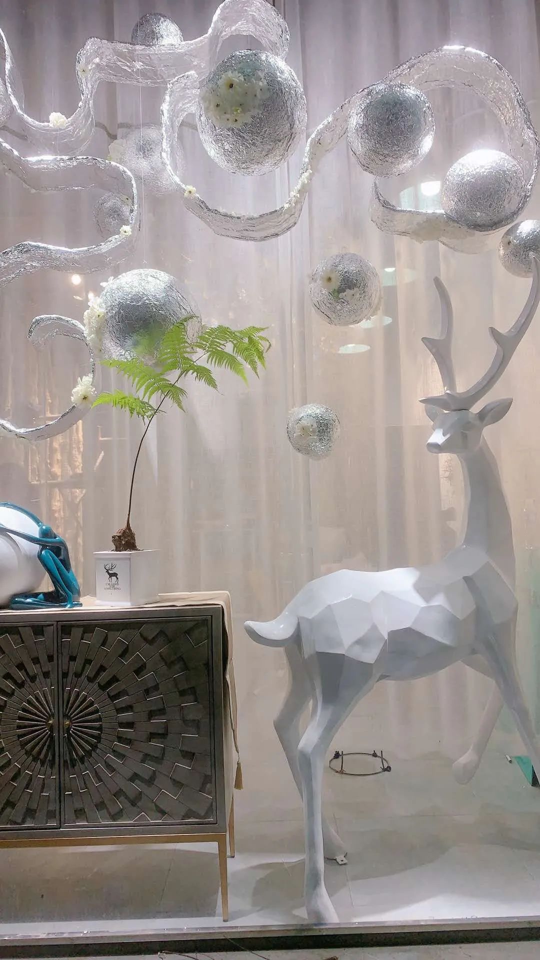 博思花藝婚慶教育，婚慶培訓，花藝培訓，插花培訓，花藝師培訓，主持人培訓，商務主持人培訓，花店運營培訓，花店全系統(tǒng)營銷，小白開花店，小白學主持，金璽棠婚慶酒店，金璽棠總部，鄭州金麻雀教育科技有限公司