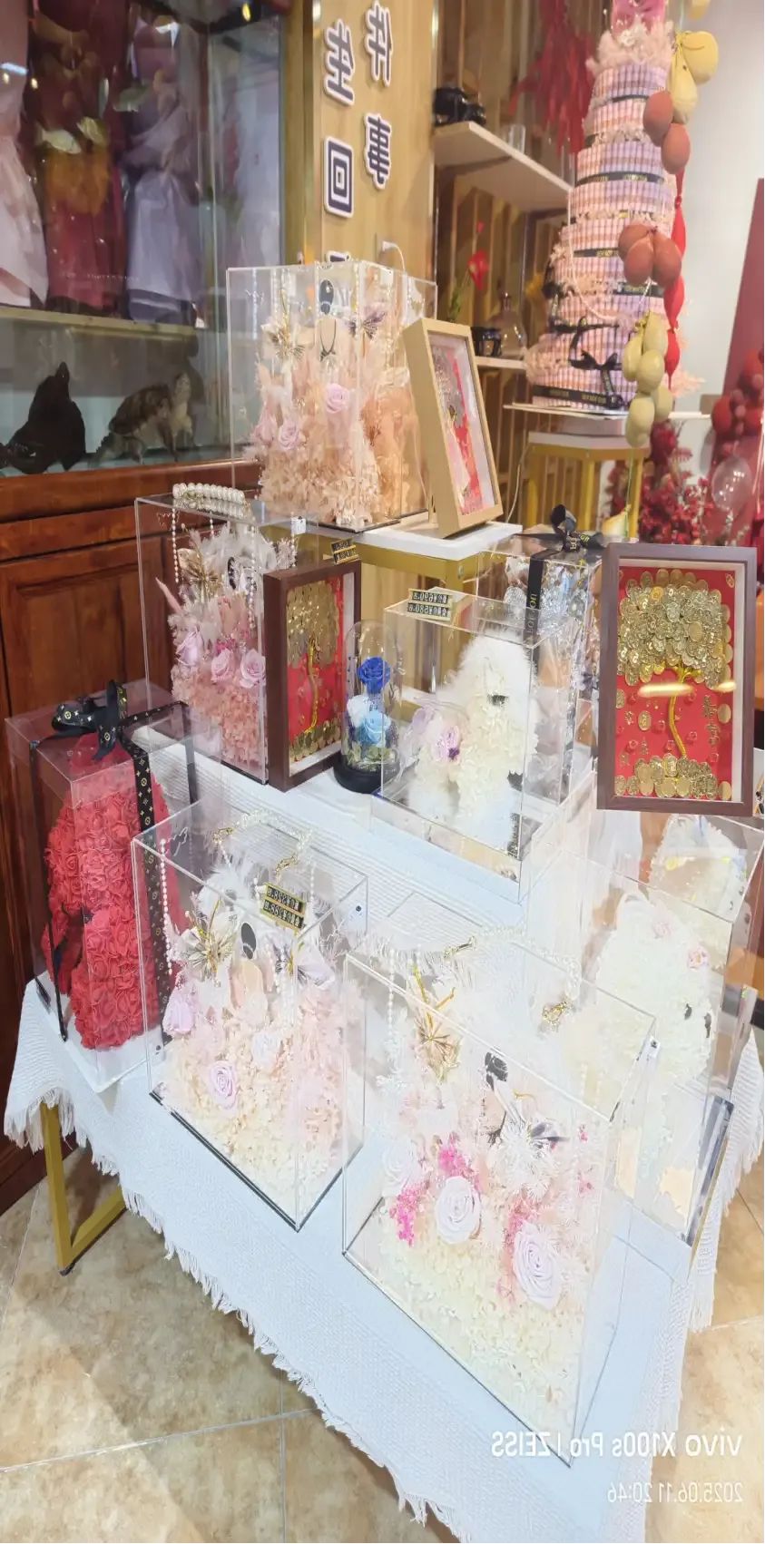 博思花藝婚慶教育，婚慶培訓(xùn)，花藝培訓(xùn)，插花培訓(xùn)，花藝師培訓(xùn)，主持人培訓(xùn)，商務(wù)主持人培訓(xùn)，花店運(yùn)營培訓(xùn)，花店全系統(tǒng)營銷，小白開花店，小白學(xué)主持，金璽棠婚慶酒店，金璽棠總部，鄭州金麻雀教育科技有限公司